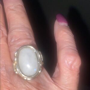 NWT Elegant Moonstone ring size 6 in Sterling
